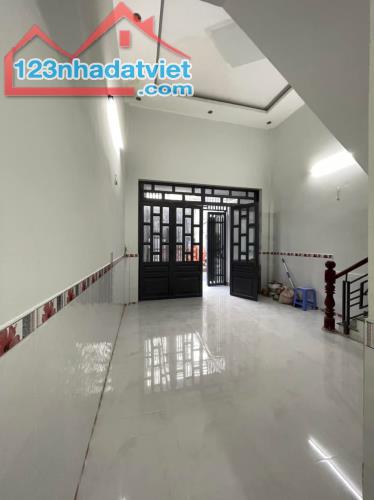 Bán Nhà KDC Đức Hòa Long An 130M2 Giá Chỉ 1.8Tỷ - 2