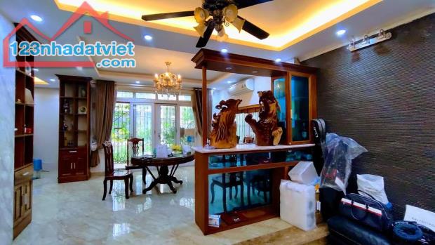 Bán biệt thự huyndai đẳng cấp 195m 3.5 tầng+ hầm ô tô ở sướng, tiện ích vô vàn - 3