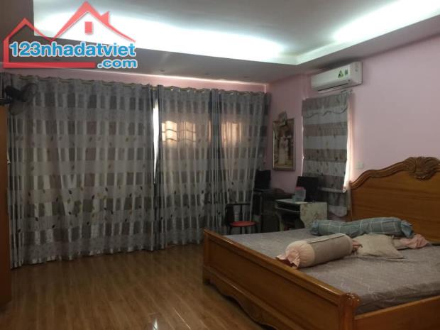 Bán nhà khung BT phố Hào Nam DT 46m  x  5 tầng giá 5,6 tỷ - 1