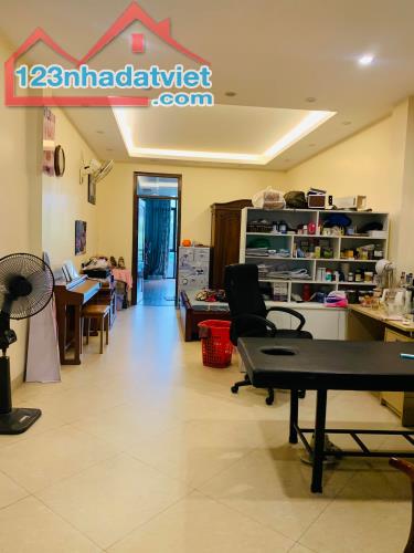 Bán nhà Vũ Tông Phan, ô tô vào nhà, 100m2x4T mt5m 12 tỷ. - 2