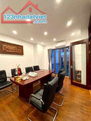 Bán nhà Chùa Láng, Đống Đa, ô tô tránh, kinh doanh, giá 19.5 tỷ - 2