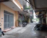 Bán nhà phố Nguyễn Phúc Lai Cách Hồ Hoàng Cầu 150m, Dt 35m2 x5 tầng, Giá 4,3 tỷ