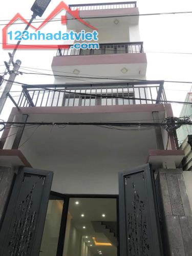 Chính chủ bán nhà 3,5 tầng kiệt ô tô 5m Phạm Cự Lượng, DT 74m Sơn Trà