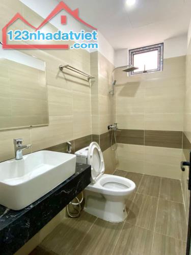 Bán nhà phố Hoa Lư thông sang Vân Hồ 3, Dt 42m2 x5 tầng, Mt 4m, Giá 8,2 tỷ - 1