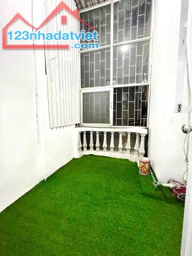 Nhà đẹp Bà đình ở ngay 44m², giá 4,8tỷ - 2