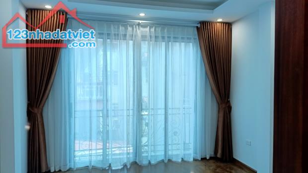 Bán nhà Hà Trì cuối đường Bà Triệu (53m2*4.5T), cạnh trường THCS Lê Lợi, giá chỉ 4.7 tỷ. L - 4