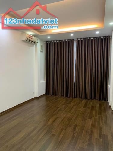 Bán nhà 5 tầng đường Hồ Ba Mẫu diện tích 40m2 mặt tiền 4m, Giá 5,2 tỷ, Lh 0911551516 - 1