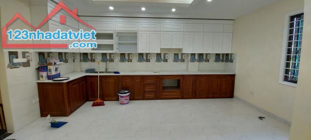 Bán Nhà Phú Diễn DT 85m2 9 Tầng MT 6m Giá 16.8 tỷ Ô Tô Tránh Vỉa Hè Thang Máy Kinh Doanh - 3