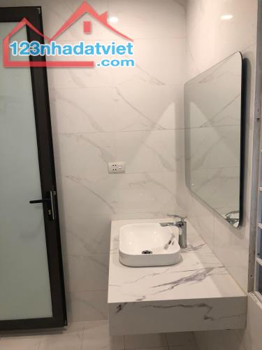 Bán nhà Ngõ 95 Chùa Bộc diện tích 36m2 x5 tầng mặt tiền 4m, Giá 4,3 tỷ, Lh 0913895929 - 3