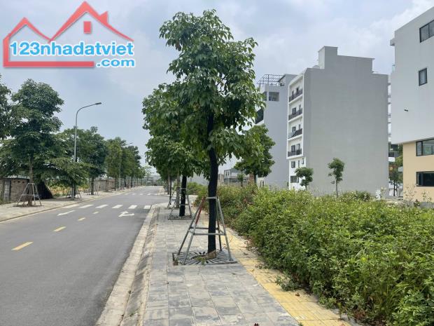 Bán đất kinh doanh đấu giá Vườn Đào khu đô thị mới Bắc Sông Thiếp Đông Anh - 1