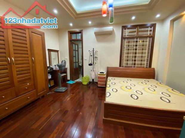 Bán Nhà Phố Nguyễn Khang 95m2*5 2 Thoáng Ô Tô Kinh Doanh Giá 25.5 tỷ Lh 0824564222. - 2