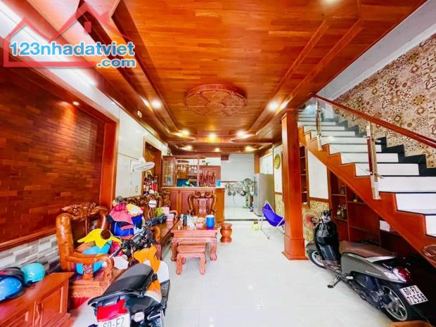 Nhà 1 trệt 2 lầu 5x15m phường Bửu Hoà, Biên Hoà. Đường nhựa 5m. Giá 3 tỷ450 tl - 4