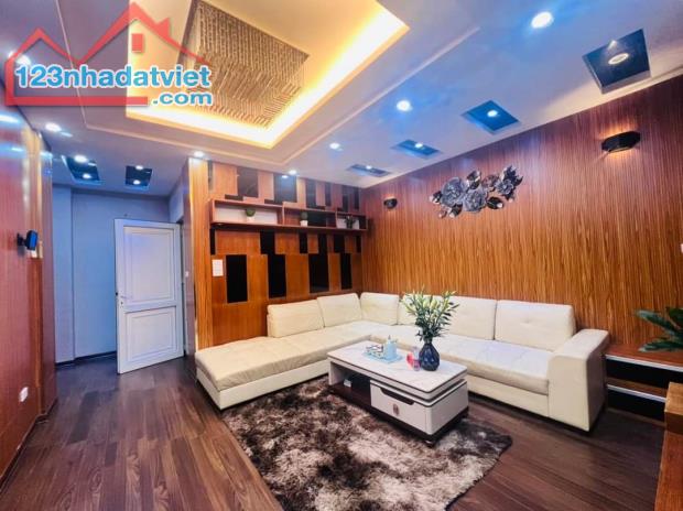 Nhỉnh 9 tỷ có Hồ Tùng mậu 96 m2, 5 tầng, 16 phòng vip khép kín, dòng tiền 50 triệu/ tháng