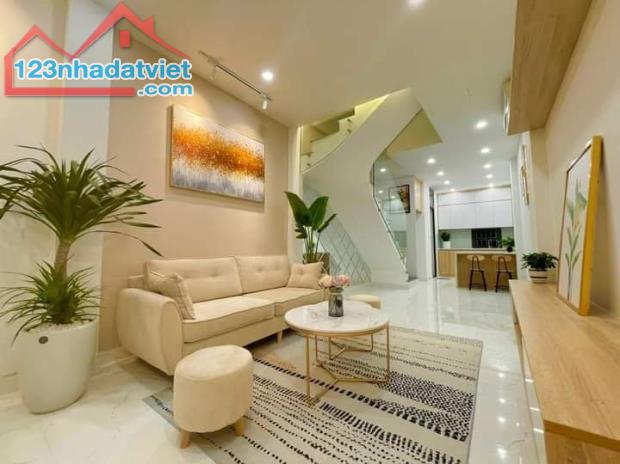 Nhỉnh 9 tỷ có Hồ Tùng mậu 96 m2, 5 tầng, 16 phòng vip khép kín, dòng tiền 50 triệu/ tháng - 1