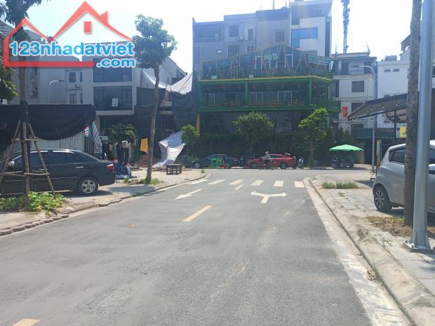 Bán 161m đất kinh doanh khu 3ha thị trấn Đông Anh