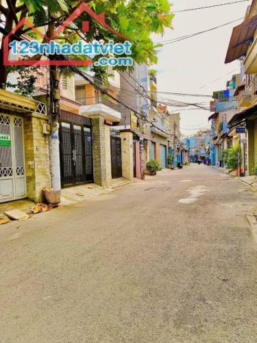 Cần bán gấp nhà,Làng Tăng Phú Q9 , hẻm ô tô 6m,3 tầng lầu 75m2.giá5tỷ200. - 3