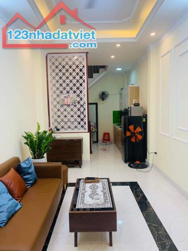 RẺ ĐẸP/N.NÔNG/RỘNG/OTO/G.PHỐ Bát Khối 34m 5 Tầng 3.75 Tỷ Long Biên/0904264580. - 1