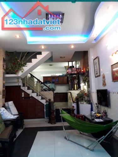 Bình Thạnh, HXH Phan Đăng Lưu, 40m2, nhà đẹp, chỉ 6 tỷ 900