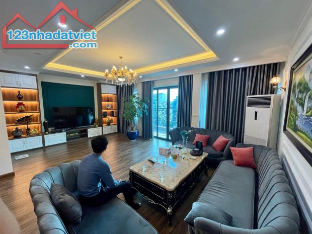 Bán biệt thự thành phố giao lưu cầy giấy view hồ 205 m2 4 tầng hoàn thiện vip 52,5 tỷ - 3