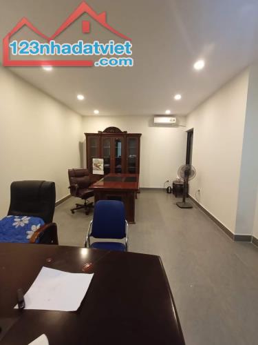 Tôi Cần bán siêu phẩm mặt phố Võng Thị 110m2, 9T, thang máy,vỉa hè  kinh doanh đỉnh - 4