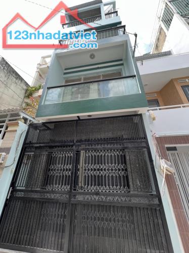 Nhà phố xinh rẻ 4 x 15m 1 trệt 3 lầu CMT8 Q10 TP.HCM