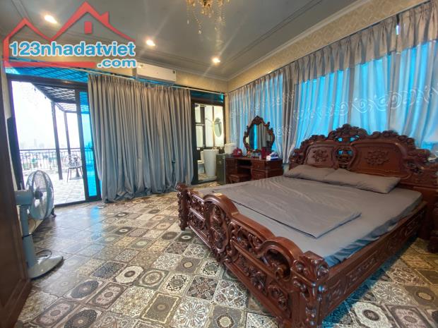 Mặt phố Nguyễn Đình Hoàn Cầu Giấy 70m2 6 T thang máy phân lô vỉa hè 18,3 tỷ . - 2