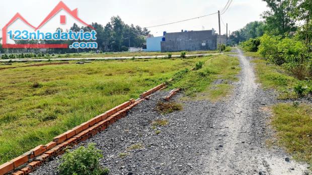 đất 5x20m giá 1 tỷ 100 triệu ,thổ cư, gần cầu Láng Ven, xã Hòa Khánh Đông, Đức Hòa, LA - 5