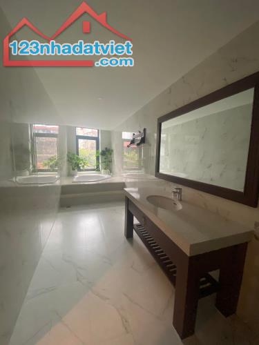 Ơ kìa phố Lạc Long Quân Cầu Giấy 60m2 7T thang máy oto tránh 14,5 tỷ . - 2