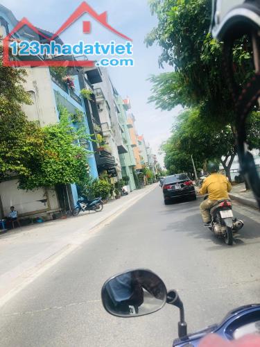 💥 Bán Nhà Mặt phố Trích Sài, View Hồ Tây, 150M2 C4 MT 9M, Chỉ 120 Tỷ 💥 - 4