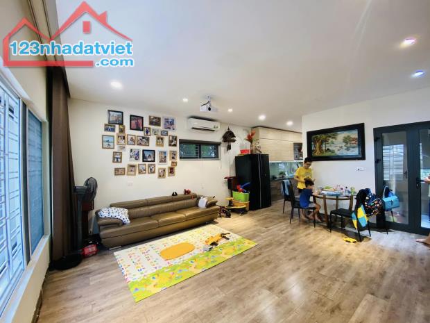 💥 Bán Nhà Phố Vạn Bảo, Ba Đình, Ô tô, 65m2 5T, MT 5.5m, Như Biệt thự, Chỉ 23.9 Tỷ 💥 - 1