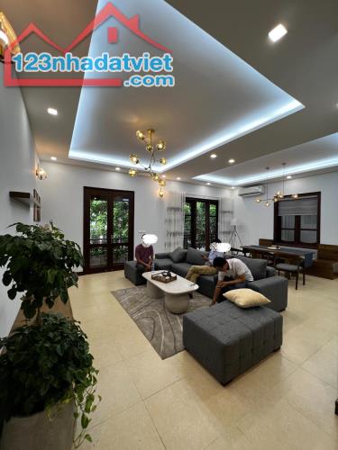 💥 Bán Biệt thự Phố Tô Ngọc Vân, Tây Hồ, Gara 3 Ô tô, 120m2 5T, MT 8.5m, Chỉ 34 Tỷ 💥 - 1