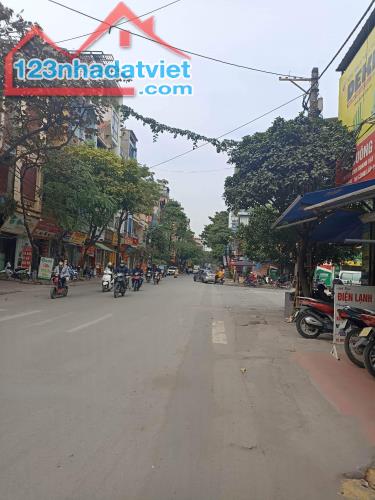 Hạ sốc 5 tỷ. Mặt phố Chiến Thắng, KĐT Văn Quán 110m2, 4 tầng, MT5m còn 20tỷ - 1