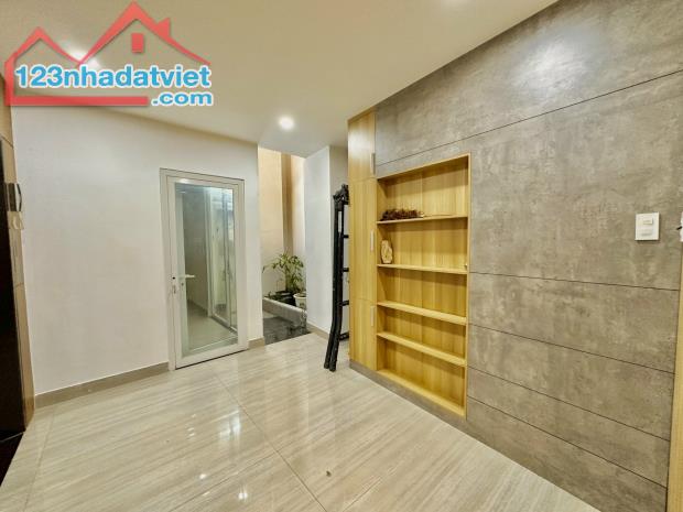 Siêu hiếm! MTKD Hoàng Sa, Quận 3 - 6*18 - 5 tầng - Bán gấp 21 tỷ! - 3