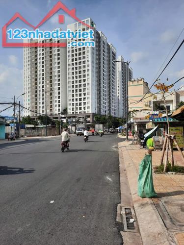Gấp bán, Bán đất Tân Phú, góc 2 mặt tiền, không có lộ giới đường, có lề rộng - 2