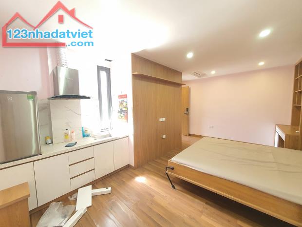 Bán nhà dòng tiền Huỳnh Thúc Kháng, Đống Đa 100m 8T MT7.2m Ô Tô tránh 20P 29,8 tỷ - 3