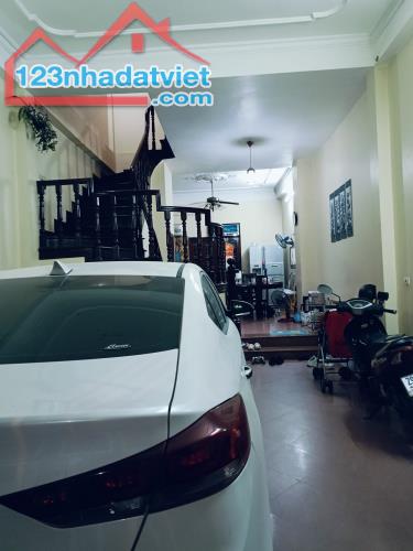 Cần bán gấp nhà phân lô phố Nghĩa Đô 60m2, 5T, ô tô tránh vỉa hè kinh doanh, hơn 17 tỷ - 1