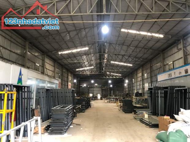 Chính chủ cho thuê 1600m2 nhà xưởng khung thép cao 9m tại Km23 mặt đường ĐLTL , Quốc Oai