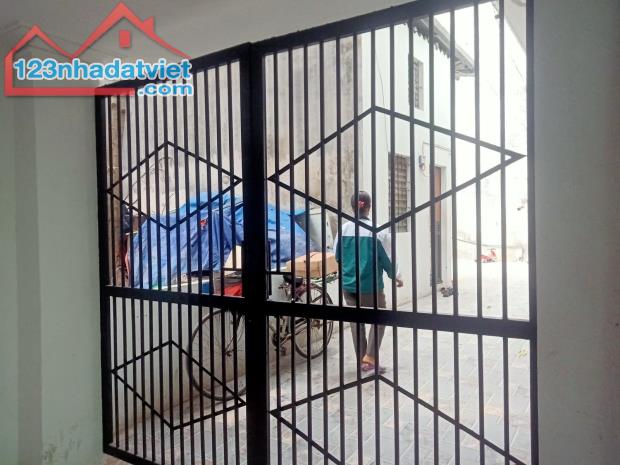 Nhà C4 Thịnh Quang, 45M, MT 6m, Gần Phố, Ngõ Rộng, TT Đống Đa, 4,6 Tỷ, 0868434243 - 1