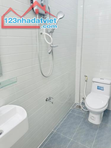 Cô Tâm về quê, bán nhà đang ở Hòa Hưng, Quận 10, 41m2, chỉ 4 tỷ 100 - 3