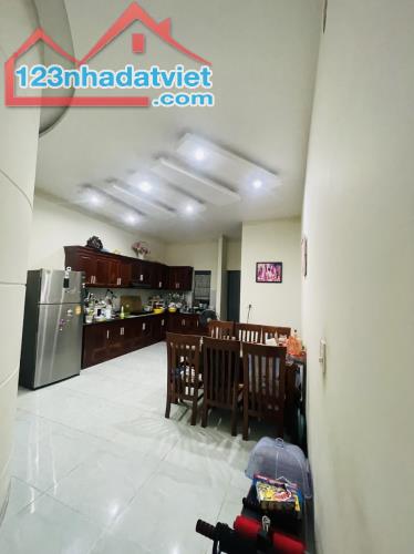 Cần bán nhà 1 trệt 2  lầu, p Tân Phong, Biên Hòa. 90m2 shr thổ cư chỉ 5,5 tỷ - 1