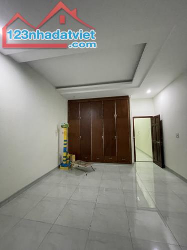 Cần bán nhà 1 trệt 2  lầu, p Tân Phong, Biên Hòa. 90m2 shr thổ cư chỉ 5,5 tỷ - 3