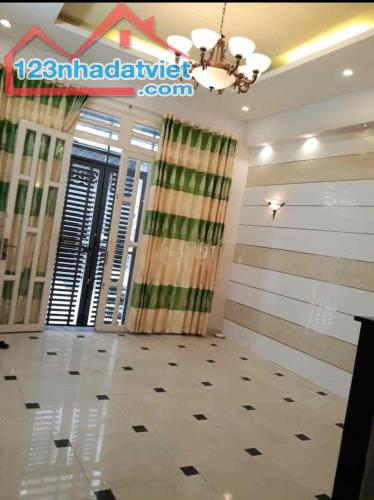 Nhà cbo thuê GIÁP BÀ HOM 4.5X14M ĐÚC 4 TẤM giá 12tr - 2
