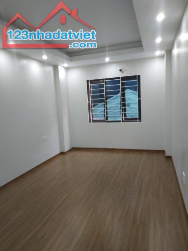 Bán nhà ngay gần Sân Bóng Hà Trì, ngã 5 Hà Trì, cuối đường Bà Triệu,nhà mới đẹp.0943075959 - 2