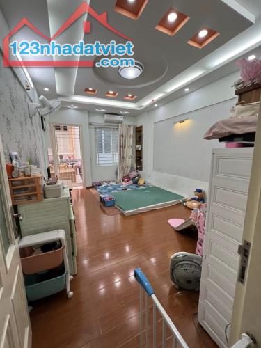 Cần bán gấp nhà phân lôTrần Quốc Hoàn 45m2, 6T, gara ô tô,ô tô tránh, tặng nội th - 5