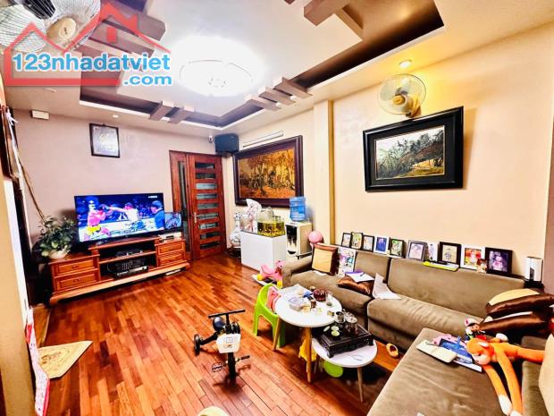 ĐẸP! MẶT PHỐ HAI BÀ TRƯNG VỈA HÈ THANG MÁY KD DÒNG TIỀN 800tr/năm 90m2 Mtiền 7m, hơn 17 tỷ - 2