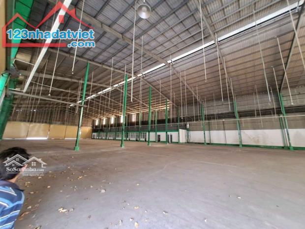 Cho thuê kho xưởng 3150m2 phường Bình Hòa, TP Thuận An, Bình Dương, ngay khu công nghiệp