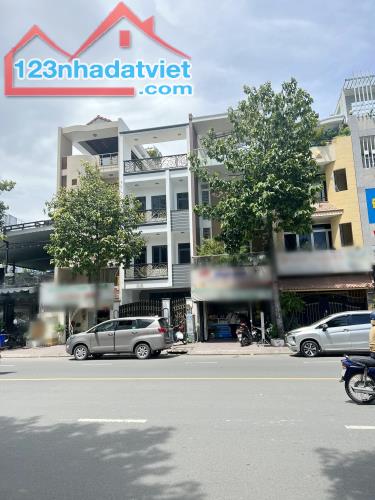 Bán nhà 3 lầu 5x20m vị trí đẹp mặt tiền đường Dương Quang Đông P.5 Quận 8