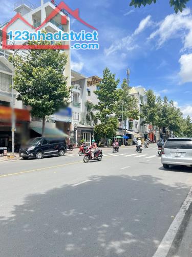 Bán nhà 3 lầu 5x20m vị trí đẹp mặt tiền đường Dương Quang Đông P.5 Quận 8 - 1