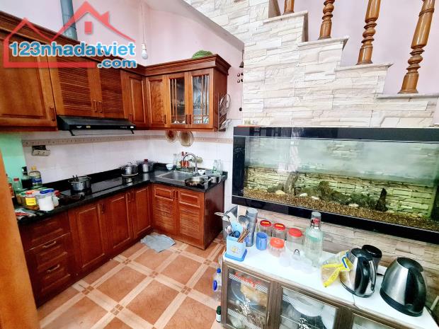 Bán gấp -  nhà ngõ 99 Định Công, Quận Hoàng Mai. DT: 35m, Giá: 6.5 tỷ