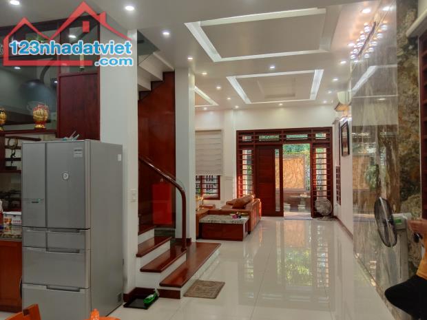 ĐẸP! CHỦ TỰ XÂY BIỆT THỰ NGUYỄN TRÃI GARA Ô TÔ DỪNG ĐỖ THANG MÁY 160m2 Mt 9.3m, 0947052338 - 1